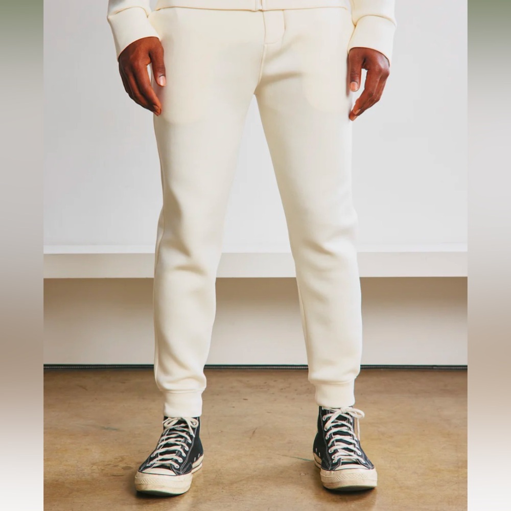 Leze the Label Everyday Jogger Set - Chalk - Picture 2 of 5